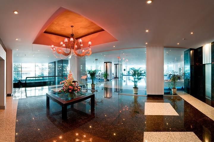 Intourist Hotel Zaporizhia Extérieur photo