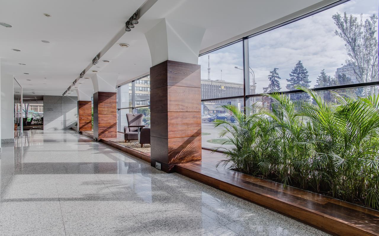 Intourist Hotel Zaporizhia Extérieur photo