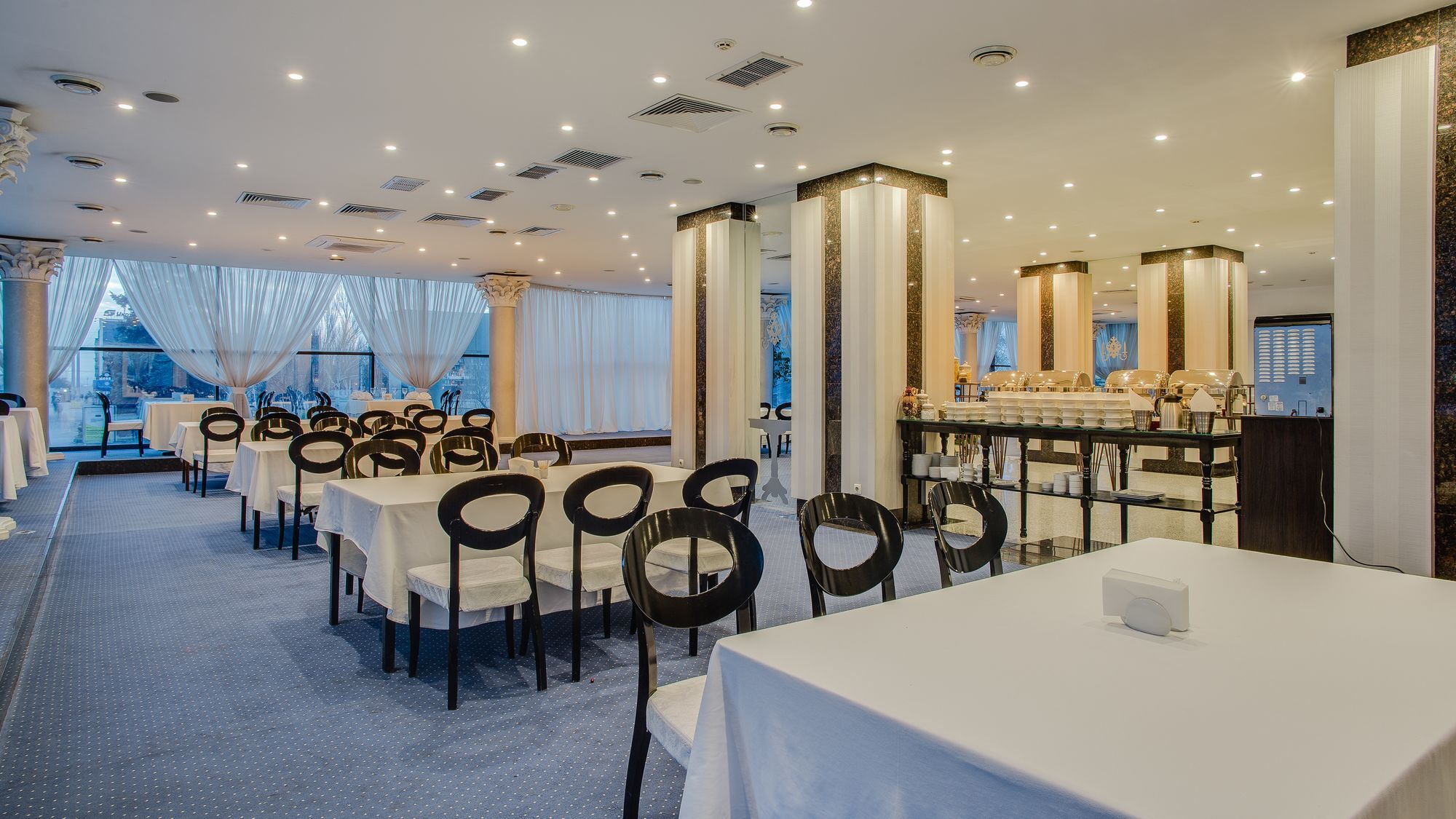 Intourist Hotel Zaporizhia Extérieur photo
