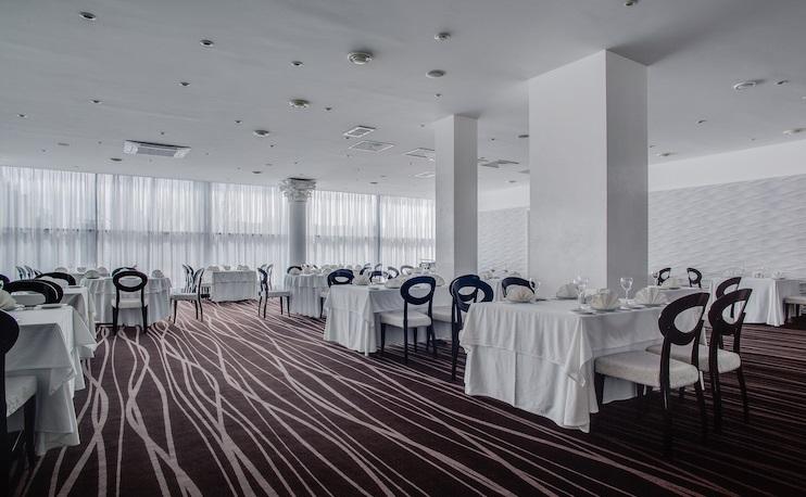 Intourist Hotel Zaporizhia Extérieur photo